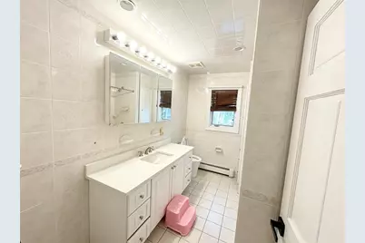 52 Clarendon St, Malden, MA 02148 - Photo 13