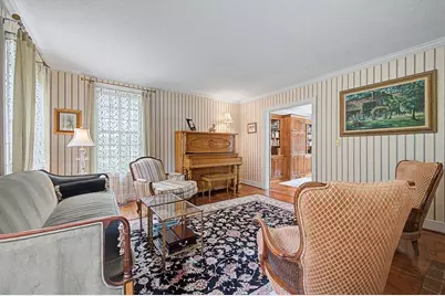 6 N Mill St, Hopkinton, MA 01748 - Photo 11