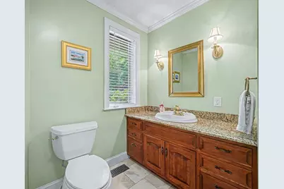 6 N Mill St, Hopkinton, MA 01748 - Photo 15
