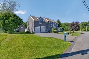 185 Rosewood Rd, Somerset, MA 02726 - Photo 3
