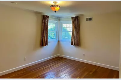 105 Parker Rd, Wellesley, MA 02482 - Photo 11