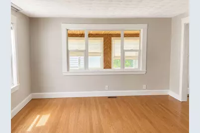 14 Patterson St, Boston, MA 02124 - Photo 11