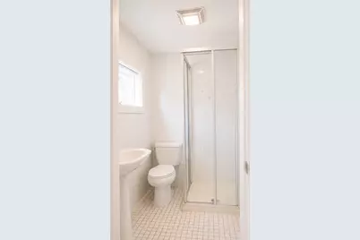 14 Patterson St, Boston, MA 02124 - Photo 19