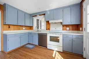 30 Whitney St, Milford, MA 01757 - Photo 3