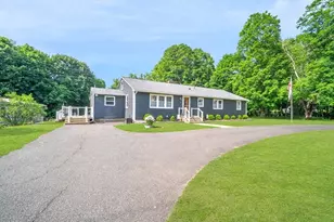 27 Highland St, Montague, MA 01349 - Photo 3