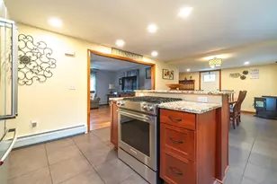 27 Highland St, Montague, MA 01349 - Photo 11
