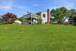 17 Captain Lathrop Dr, Deerfield, MA 01373 - Photo 31