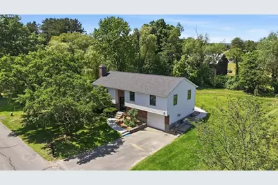 17 Captain Lathrop Dr, Deerfield, MA 01373 - Photo 33