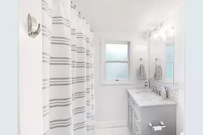 4 Saginaw Ave #2, Cambridge, MA 02140 - Photo 9