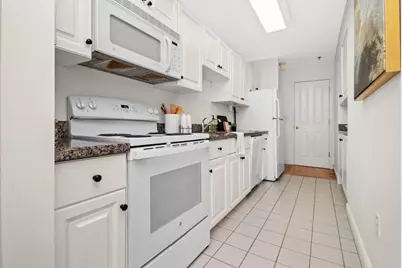 10 Charlesgate E #302, Boston, MA 02215 - Photo 15