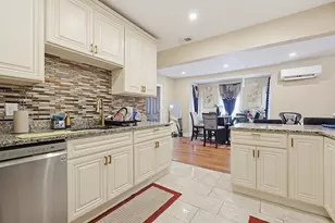 14 Oakhurst St, Boston, MA 02124 - Photo 17