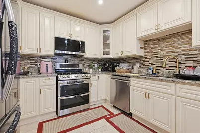 14 Oakhurst St, Boston, MA 02124 - Photo 15