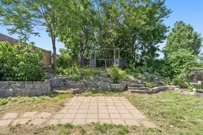 153 Summer St, Lowell, MA 01852 - Photo 5