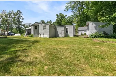 22 Collette's Grove Rd, Derry, NH 03038 - Photo 11