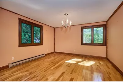 10 Hunters Hill Cir, Amherst, MA 01002 - Photo 13