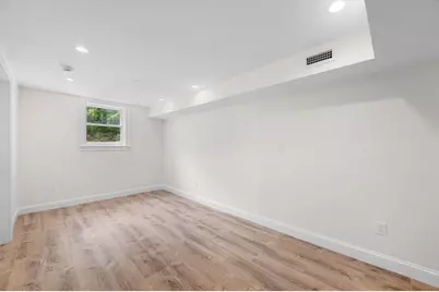 29 Rockway Rd, Peabody, MA 01960 - Photo 13
