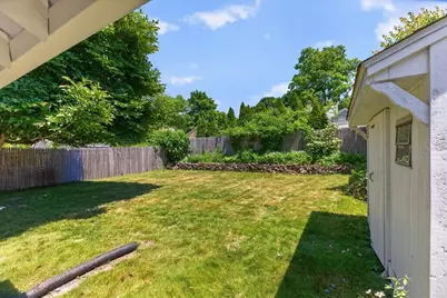 163 Powell Avenue, Springfield, MA 01118 - Photo 5
