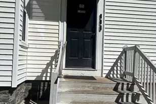 35 Newcomb Pl, Taunton, MA 02780 - Photo 3