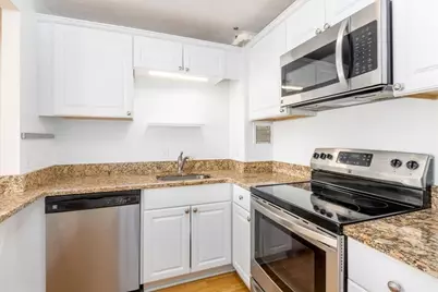 872 Massachusetts Ave #807, Cambridge, MA 02139 - Photo 1