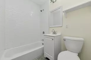 111 Maverick St, Boston, MA 02128 - Photo 11
