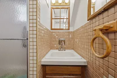 4 Waite St, Salem, MA 01970 - Photo 31