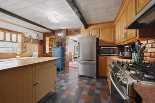 4 Waite St, Salem, MA 01970 - Photo 13