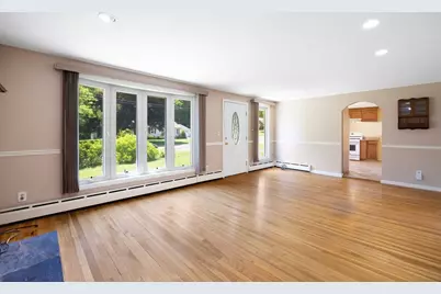 9 Barton St, Granby, MA 01033 - Photo 11