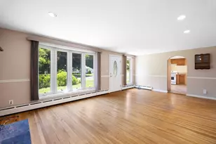 9 Barton St, Granby, MA 01033 - Photo 11