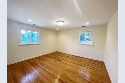 744 Dedham St, Newton, MA 02459 - Photo 7