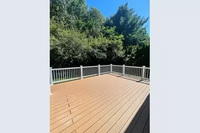 744 Dedham St, Newton, MA 02459 - Photo 15