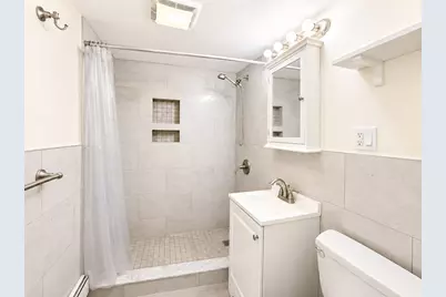 194 Lexignton St #U1, Watertown, MA 02472 - Photo 11
