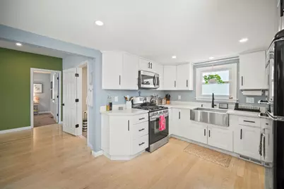 9 Mayflower Ave, Weymouth, MA 02191 - Photo 3