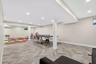 680 South Ave, Weston, MA 02493 - Photo 25
