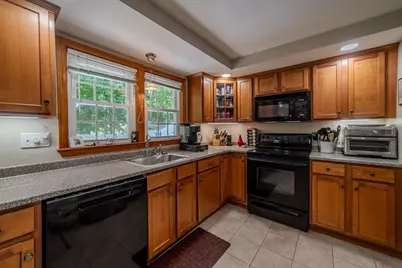 54 Stearns Dr, Randolph, MA 02368 - Photo 9