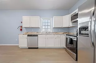 53B Prospect St, Worcester, MA 01605 - Photo 3
