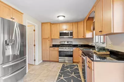 52 Heritage Dr #52, Tewksbury, MA 01876 - Photo 5