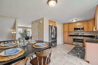 52 Heritage Dr #52, Tewksbury, MA 01876 - Photo 3