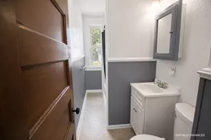 8 Douglas St, Worcester, MA 01603 - Photo 17