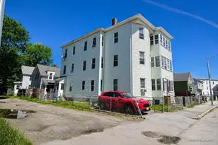 8 Douglas St, Worcester, MA 01603 - Photo 3