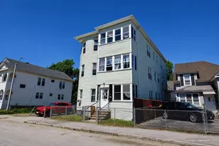 8 Douglas St, Worcester, MA 01603 - Photo 1
