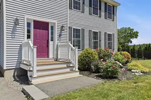 37 Hemlock Dr, Ayer, MA 01432 - Photo 3