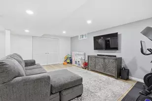 37 Hemlock Dr, Ayer, MA 01432 - Photo 21