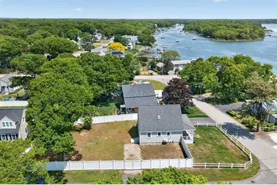 245 Edgewater Drive East, Falmouth, MA 02536 - Photo 9