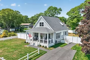 245 Edgewater Dr E, Falmouth, MA 02536 - Photo 33