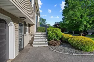 8 Ted Ln, Southborough, MA 01772 - Photo 3