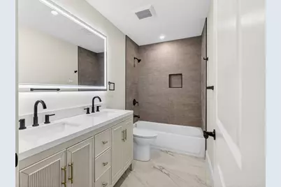 152 Washington St #2, Boston, MA 02135 - Photo 11