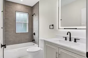 152 Washington St, Boston, MA 02135 - Photo 9