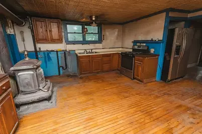 2 Cross Street, Buckland, MA 01338 - Photo 5