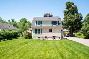 30 Hillside Ave, Amesbury, MA 01913 - Photo 31