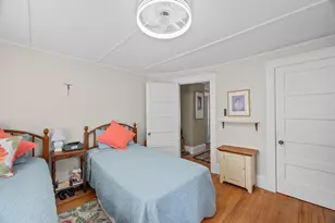 30 Hillside Ave, Amesbury, MA 01913 - Photo 23